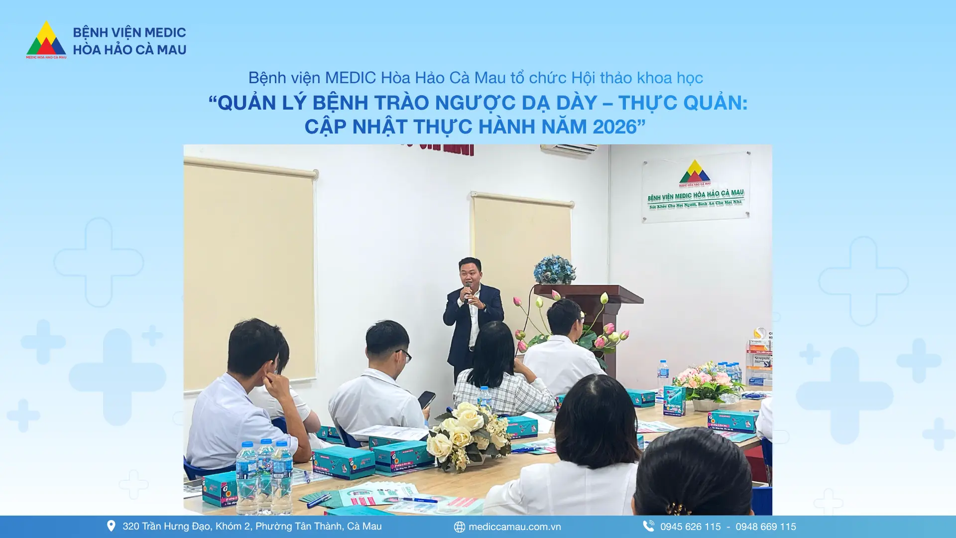 Đại diện công ty GIGAMED (Hãng Reckitt) đang chia sẻ về thành phần của sản phẩm dùng cho bệnh trào ngược dạ dày - thực quản